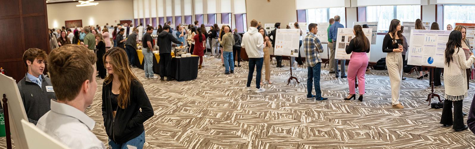 A panoramic view of participants, projects and visitors at the 2023 Expo.